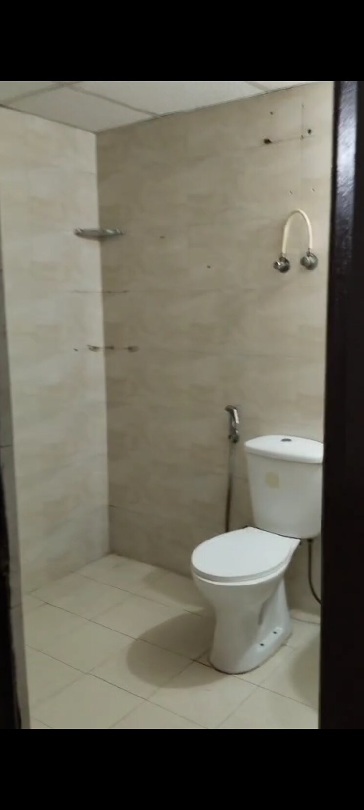 Bathroom, samridhi-grand-avenue 3 Bedroom 1610 Sq.Ft. Apartment In Tech Zone 4 Greater Noida Greater Noida 9121220