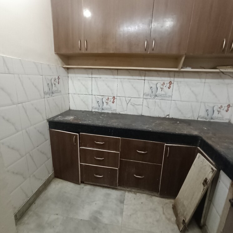 Kitchen, govindpuri 3.5 Bedroom 900 Sq.Ft. Builder Floor In Govindpuri Delhi 9121213