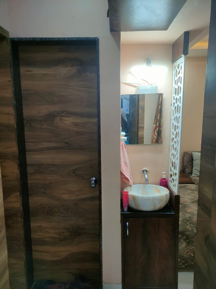 Bathroom, kfp-chesterfield 2 Bedroom 970 Sq.Ft. Apartment In Dhanori Pune 9121223