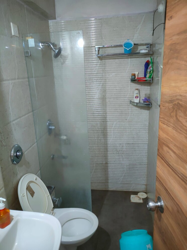 Bathroom, kfp-chesterfield 2 Bedroom 970 Sq.Ft. Apartment In Dhanori Pune 9121223