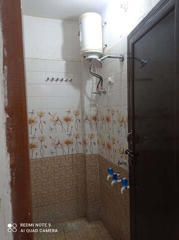 Bathroom in 2 BHK Independent House at Gomti Nagar – for Rent