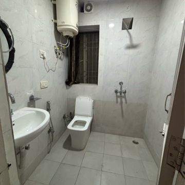 Bathroom in 2 BHK Builder Floor at Saket – for Rent