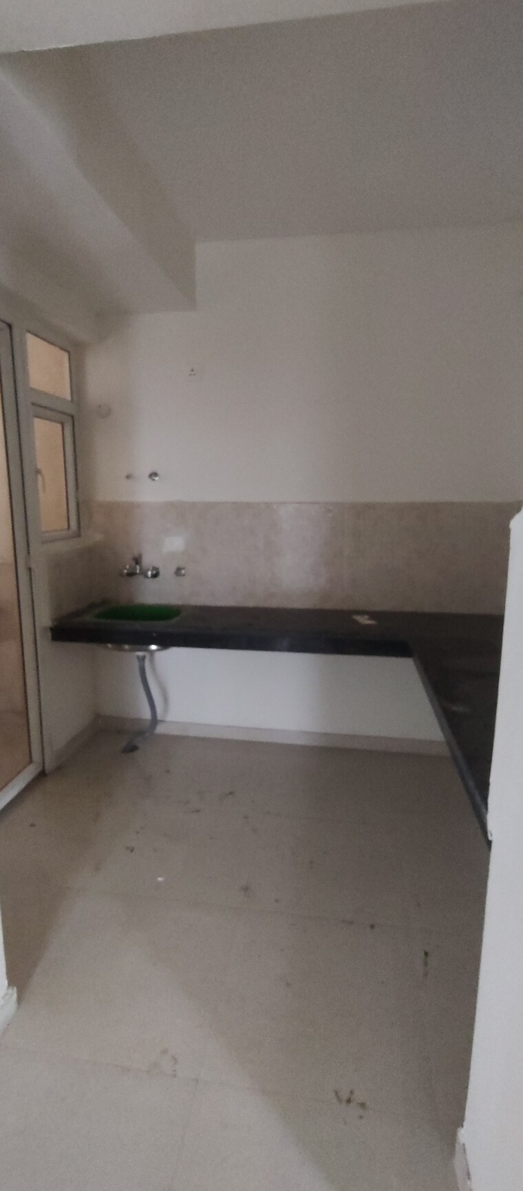 Kitchen, signature-the-millennia-2 2 Bedroom 603 Sq.Ft. Apartment In Sector 37d Gurgaon 9121307