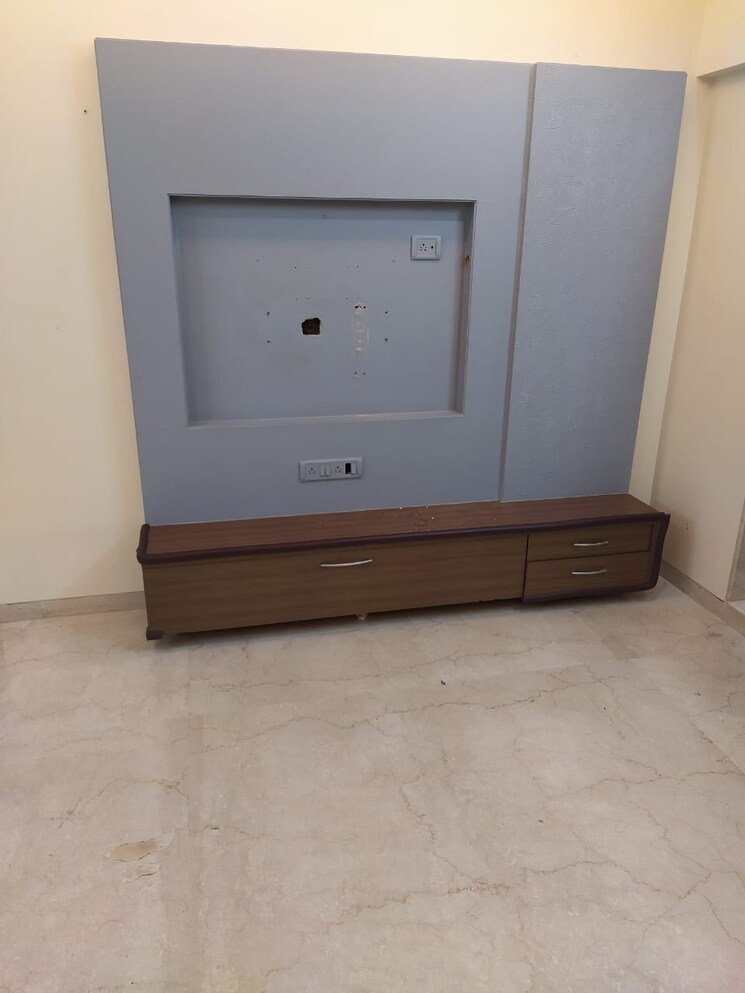 Room, chayya-apartment 2 Bedroom 725 Sq.Ft. Apartment In Khar West Mumbai 9121299