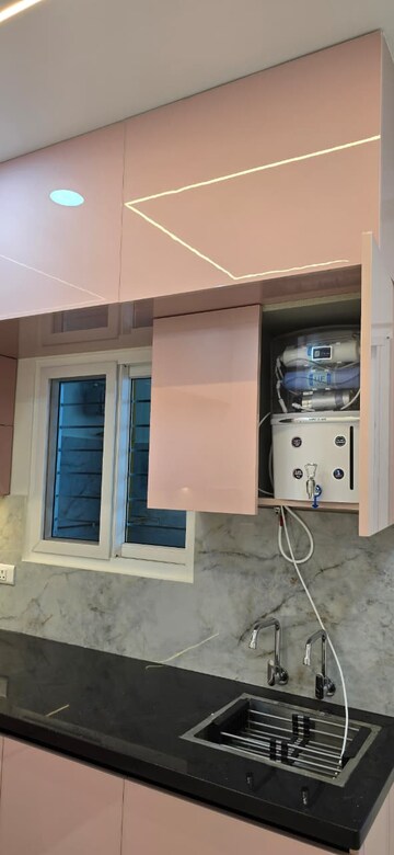 Room in 3 BHK Apartment at Rajapushpa Provincia, Narsingi – for Rent