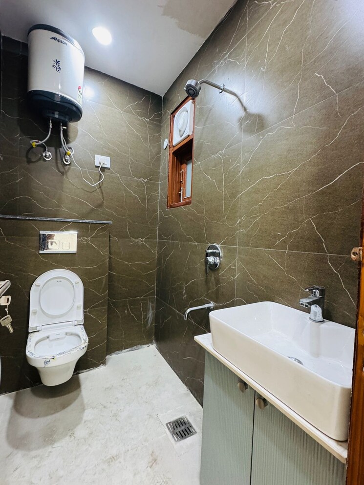 Team Area, neb sarai 1 Bedroom 450 Sq.Ft. Builder Floor In Neb Sarai Delhi 9121376