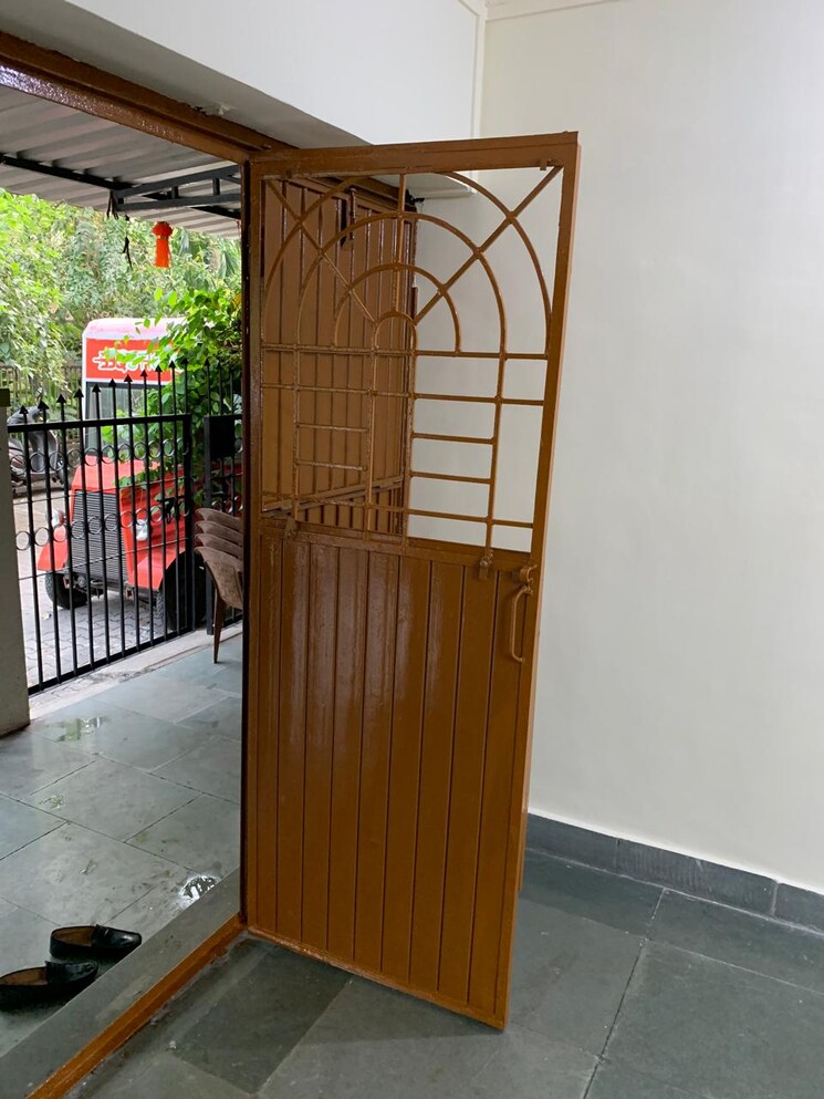 Balcony, shiv-srushti-apartments Commercial Office Space 310 Sq.Ft. In Kurla East Mumbai 9121370