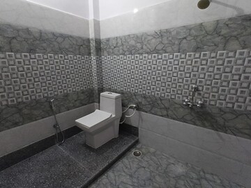  2 BHK Independent House at Vineet Khand – for Rent