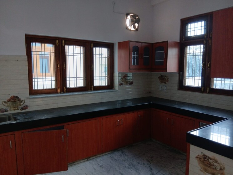 Kitchen, vineet khand 2 Bedroom 1200 Sq.Ft. Independent House In Vineet Khand Lucknow 9121373