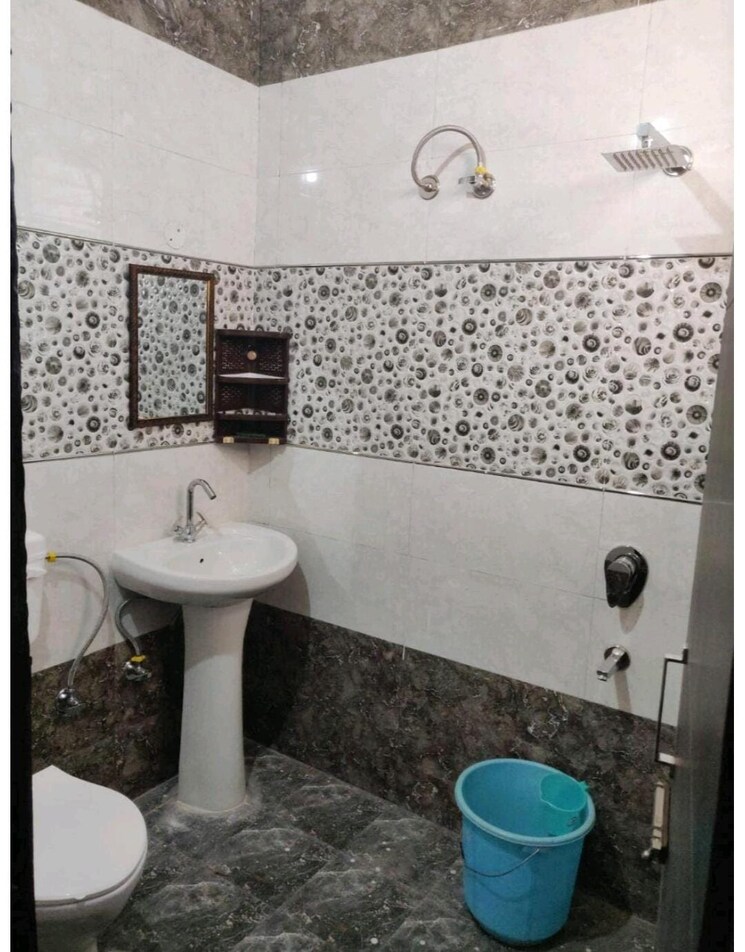 Bathroom, hlp-palmillas 3 Bedroom 1450 Sq.Ft. Apartment In Vip Road Zirakpur 9121385