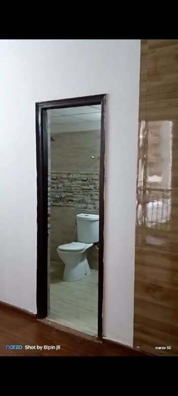 Bathroom in 2 BHK Apartment at Amrapali Golf Homes, Sector 4 Greater Noida – for Rent