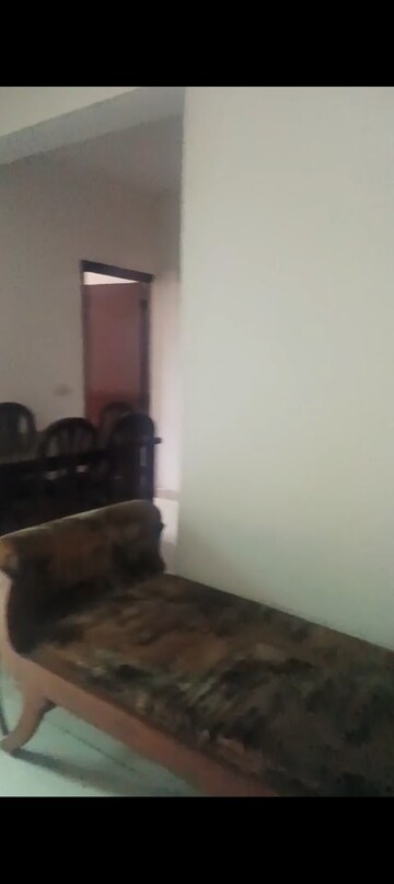 Living Room in 2.5 BHK Apartment at Gaur City 5th Avenue, Sector 4 Greater Noida – for Rent