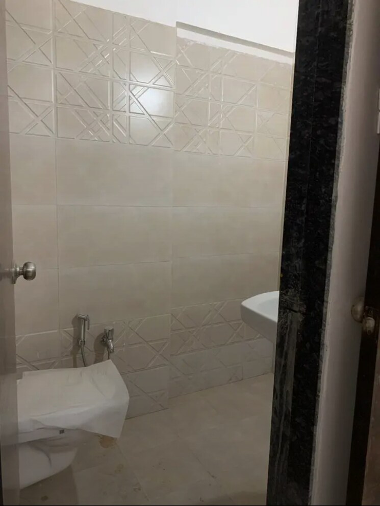 Bathroom, tapovan-chs 1 Bedroom 680 Sq.Ft. Apartment In Goregaon East Mumbai 9121438