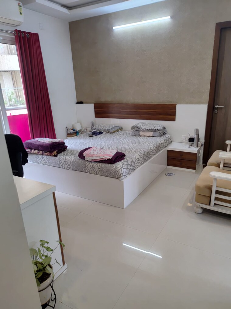 Bedroom, dosti-group-imperia 4 Bedroom 1700 Sq.Ft. Apartment In Manpada Thane 9121437