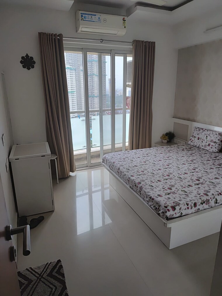 Bedroom, dosti-group-imperia 4 Bedroom 1700 Sq.Ft. Apartment In Manpada Thane 9121437