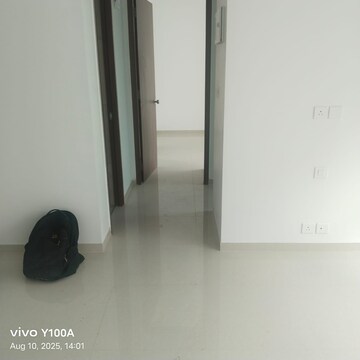  1 BHK Apartment at Kalpataru Immensa, Kolshet Road – for Rent