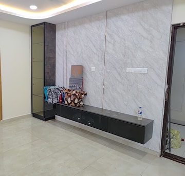 Room in 2 BHK Apartment at Candeur 40, Miyapur – for Rent