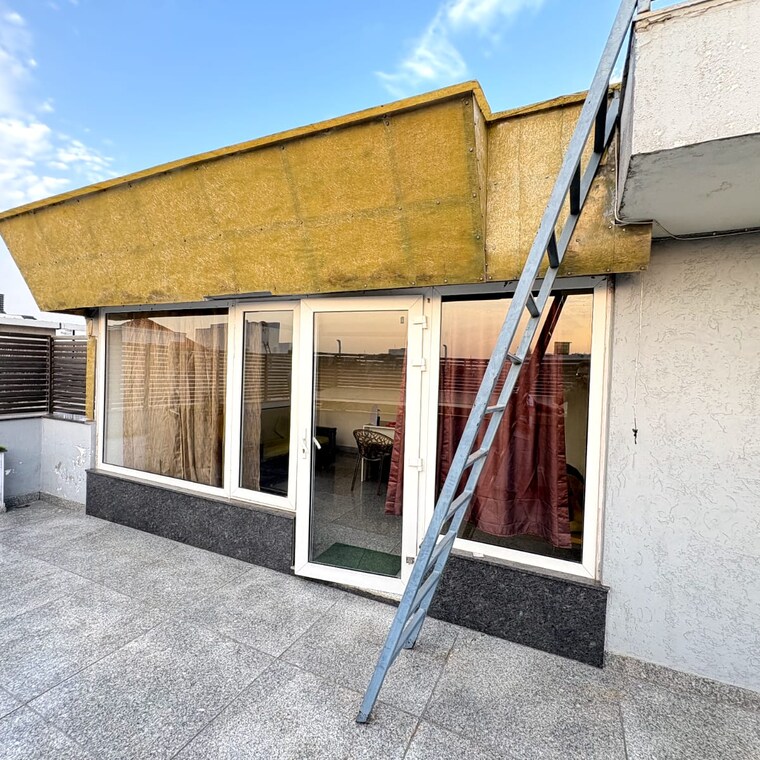 Exterior View, hauz khas 4 Bedroom 3500 Sq.Ft. Builder Floor In Hauz Khas Delhi 9121464