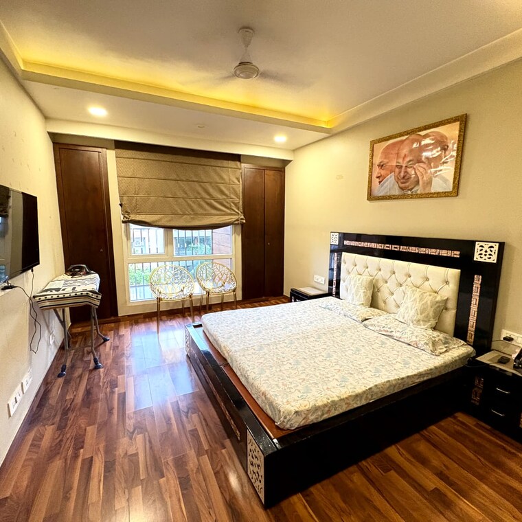 Bedroom, hauz khas 4 Bedroom 3500 Sq.Ft. Builder Floor In Hauz Khas Delhi 9121464