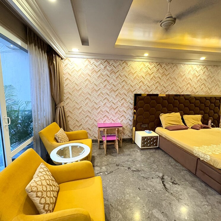 Team Area, hauz khas 4 Bedroom 3500 Sq.Ft. Builder Floor In Hauz Khas Delhi 9121464