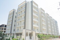 2.5 BHK + Extra Room Apartment For Sale in Chilcon Mayan