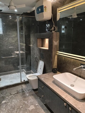Bathroom in 4 BHK Builder Floor at Safdarjung Enclave – for Rent