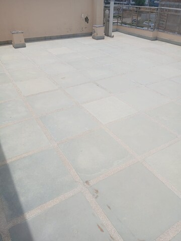 Room in 2 BHK Builder Floor at SS Southend Floors, South City 2 – for Rent