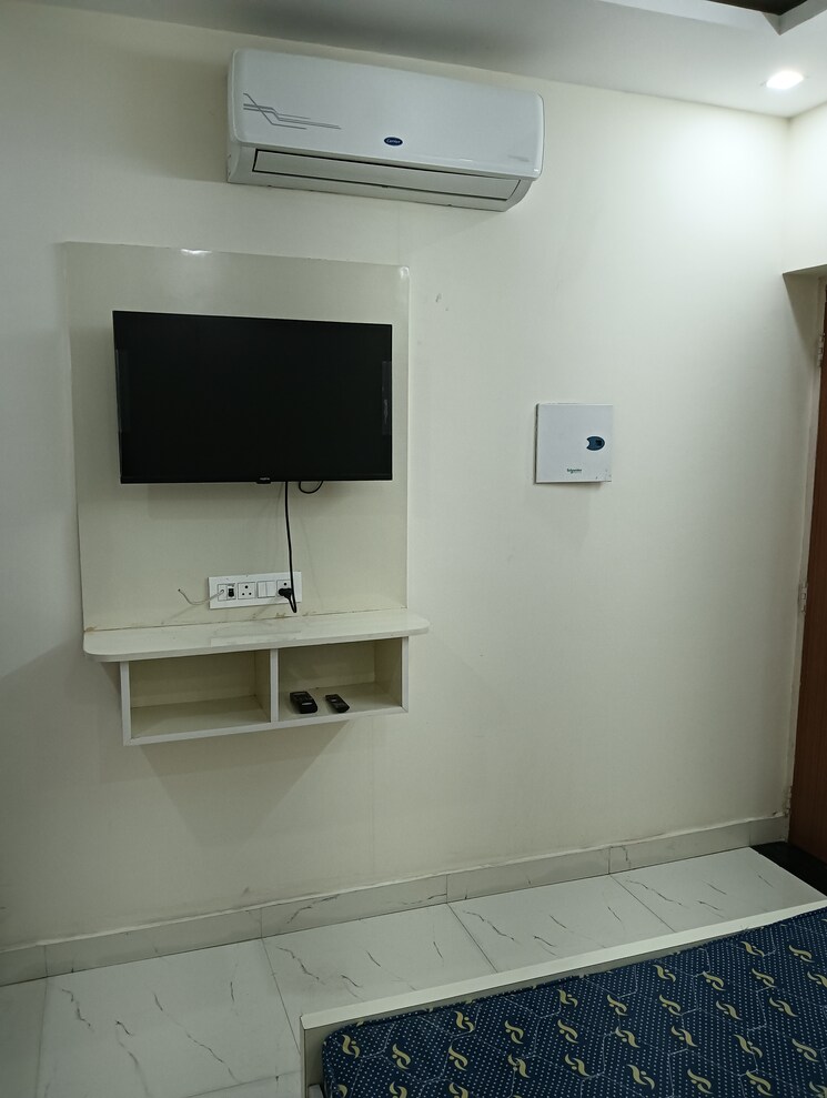 Room, pioneer-park-araya 1 RK 275 Sq.Ft. Apartment In Sector 62 Gurgaon 9121478