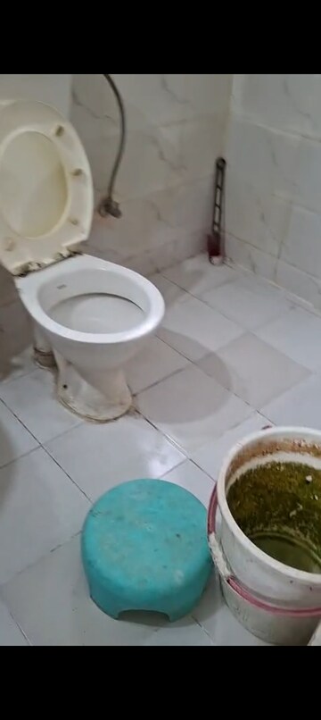 Bathroom in 2 BHK Apartment at Panchsheel Greens II, Sector 16 Greater Noida – for Rent