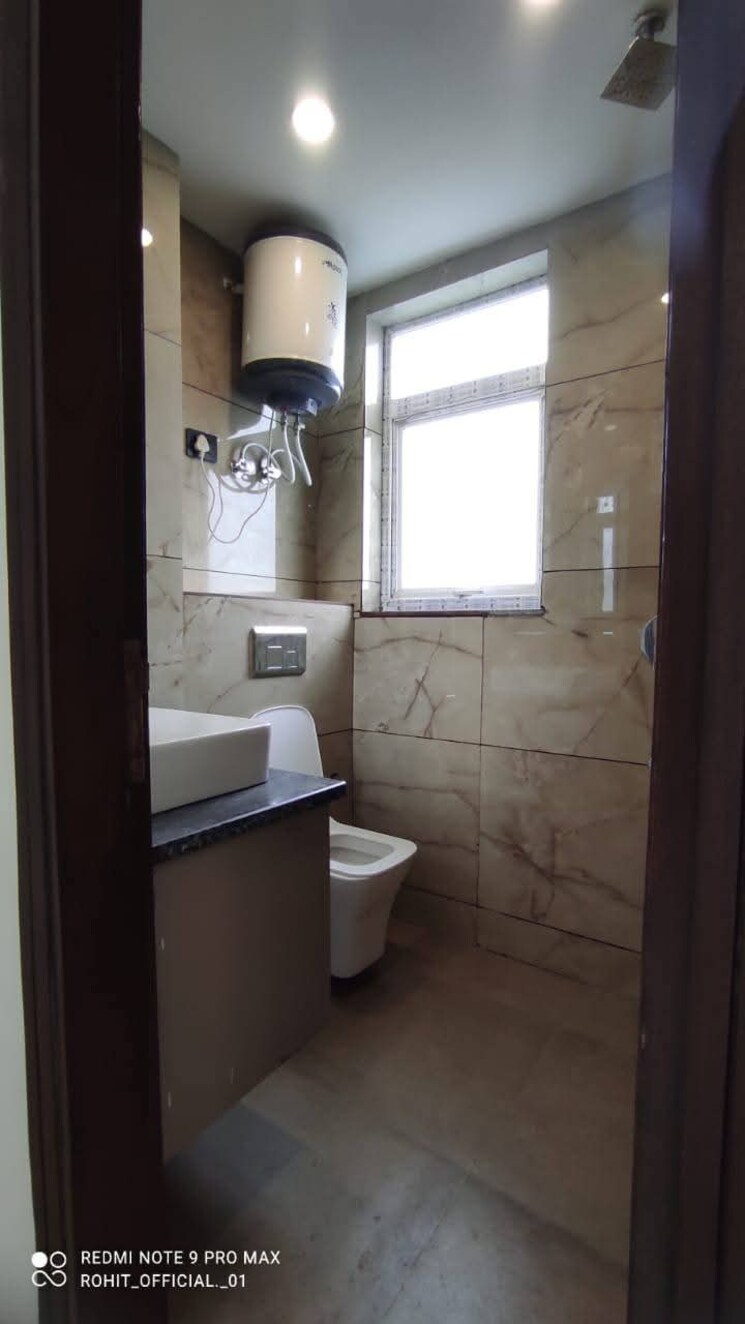 Bathroom, saket 2 Bedroom 850 Sq.Ft. Builder Floor In Saket Delhi 9121480