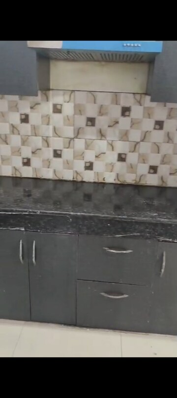 Kitchen in 3.5 BHK Apartment at Aashiyana Homes, Gaur City 1 – for Rent