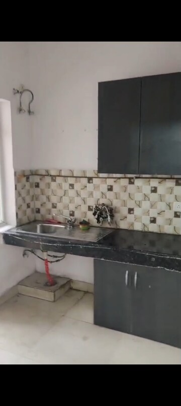 Kitchen in 3.5 BHK Apartment at Aashiyana Homes, Gaur City 1 – for Rent