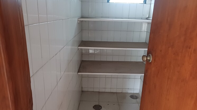 Bathroom, uttam-tower 4 Bedroom 7000 Sq.Ft. Penthouse In Yerawada Pune 9121496