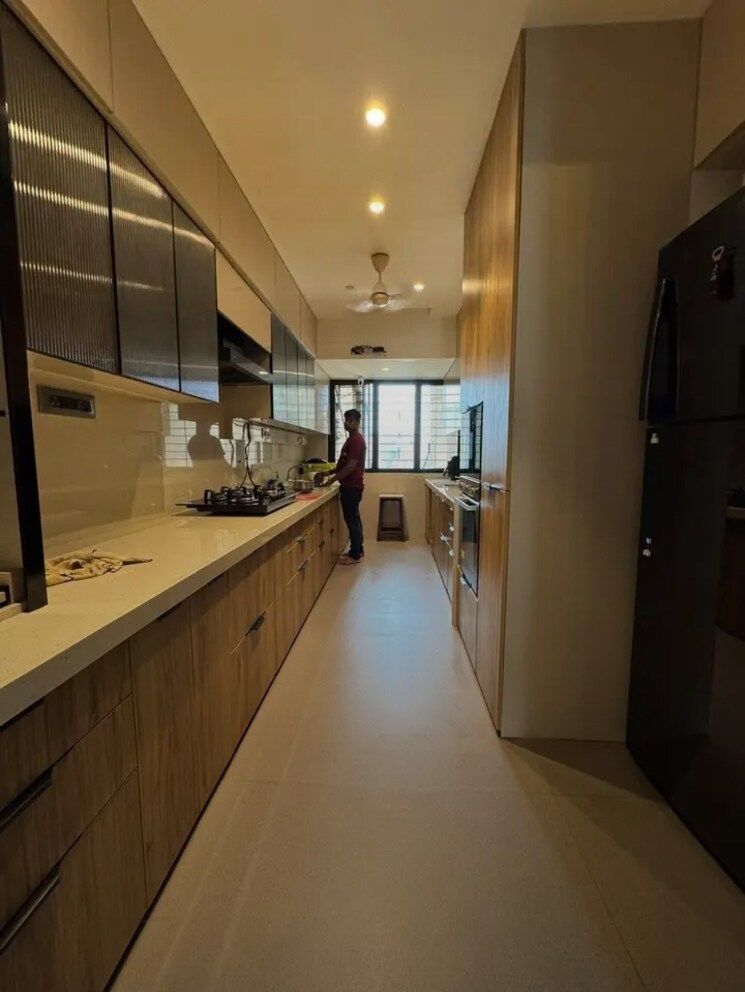 Kitchen, oberoi-springs 4 Bedroom 3000 Sq.Ft. Apartment In Andheri West Mumbai 9121498