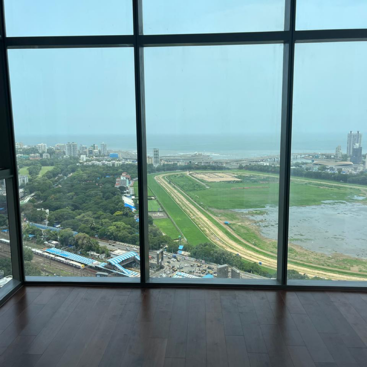 3 BHK + Pooja Room 1460 Sq.Ft. Apartment in Piramal Mahalaxmi Central Tower 2