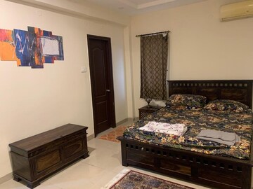 Bedroom in 5 BHK Villa at Sathamrai Village – for Rent