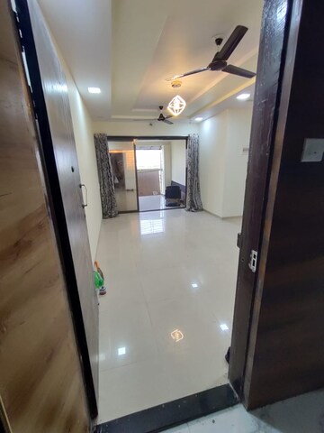 Room in 2 BHK Apartment at Vertex Solitaire, Kalyan West – for Rent