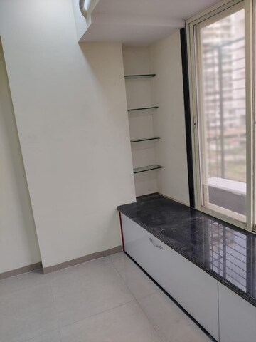 Room in 2 BHK Apartment at Vertex Solitaire, Kalyan West – for Rent