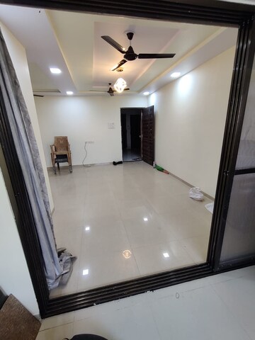 Room in 2 BHK Apartment at Vertex Solitaire, Kalyan West – for Rent