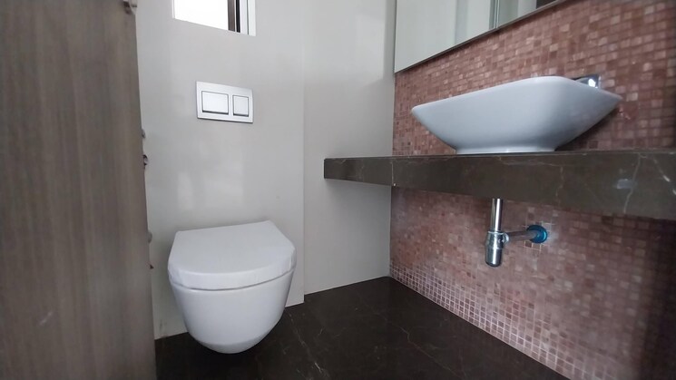 Bathroom, lodha-the-park 3 Bedroom 1290 Sq.Ft. Apartment In Worli Mumbai 9121518