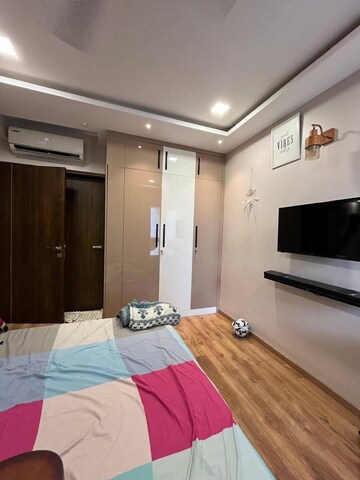Bedroom in 4 BHK Apartment at Shantee Sunshine Meadows, Vasai West – for Sale