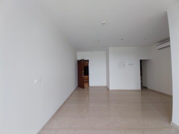 Room in 3 BHK Apartment at Piramal Mahalaxmi, Mahalaxmi – for Sale