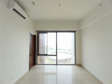 Room in 3 BHK Apartment at Piramal Mahalaxmi, Mahalaxmi – for Sale
