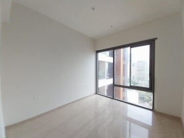 Room in 3 BHK Apartment at Piramal Mahalaxmi, Mahalaxmi – for Sale