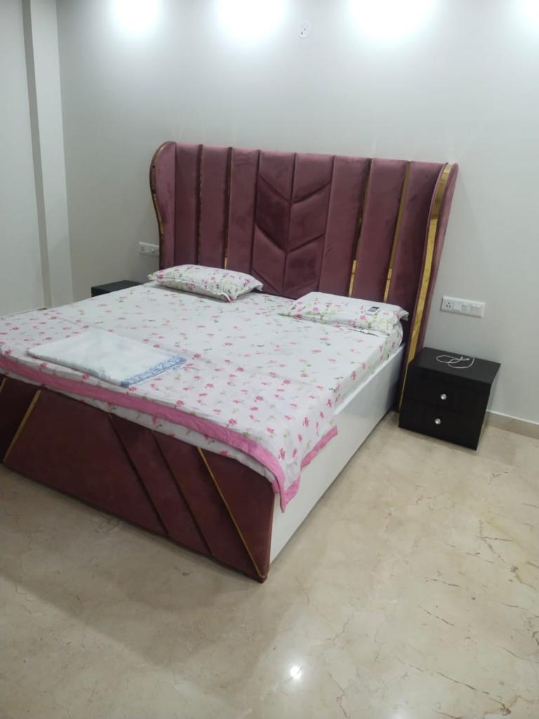 2 BHK + Study Room Builder Floor For Rent in Ardee City