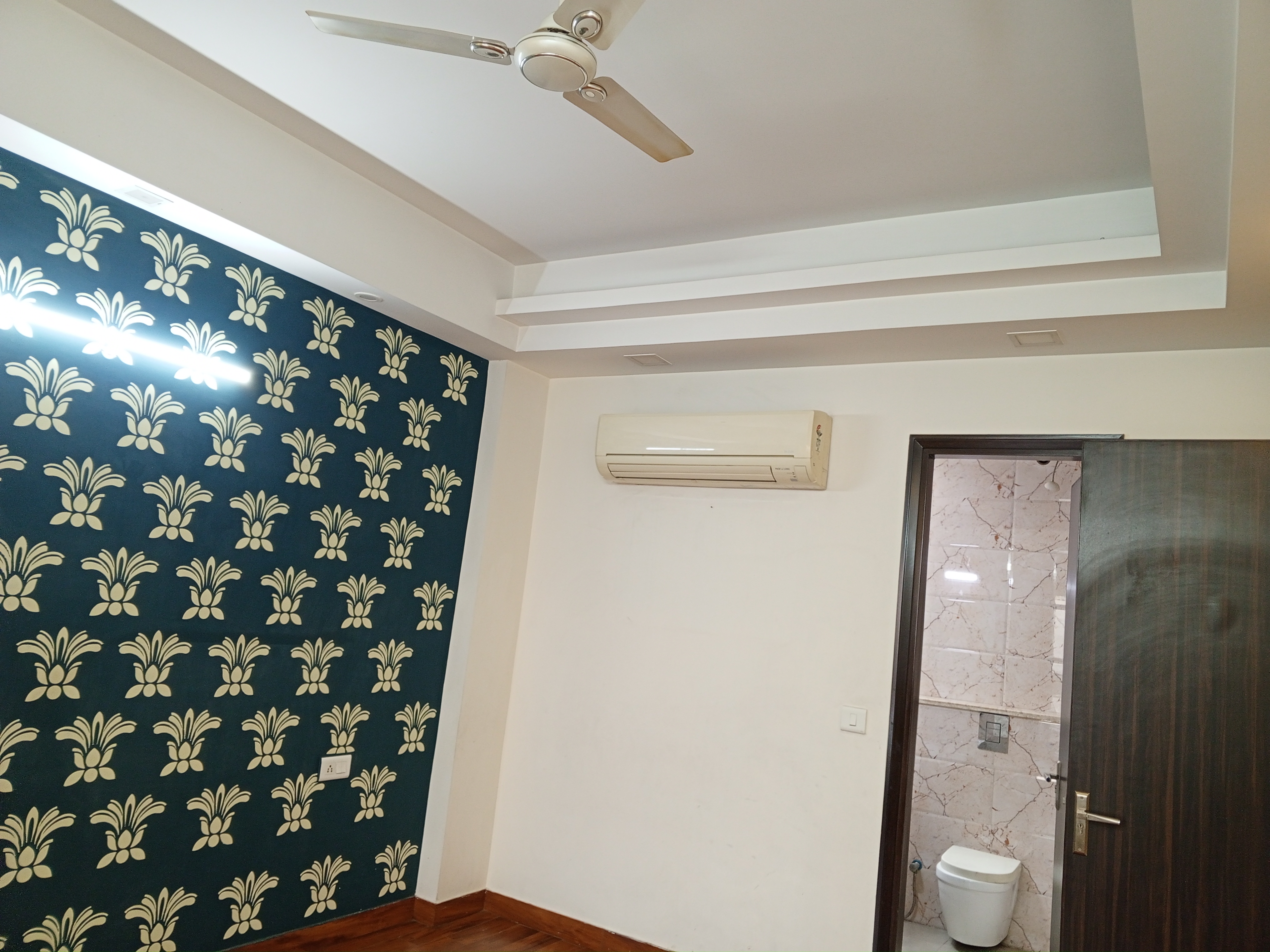 3 BHK + Servant Room,Study Room 2400 Sq.Ft. Apartment in Shakti the Sky Lark  Apartment