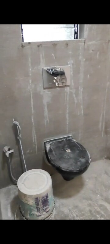 Bathroom in 2.5 BHK Apartment at Fortune Vue, Jacob Circle – for Sale