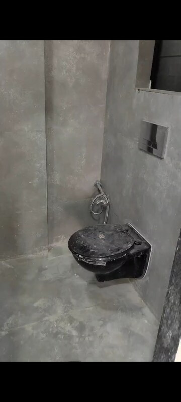 Bathroom in 2.5 BHK Apartment at Fortune Vue, Jacob Circle – for Sale