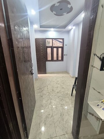 Room in 3 BHK Builder Floor at Ganeshpura – for Sale