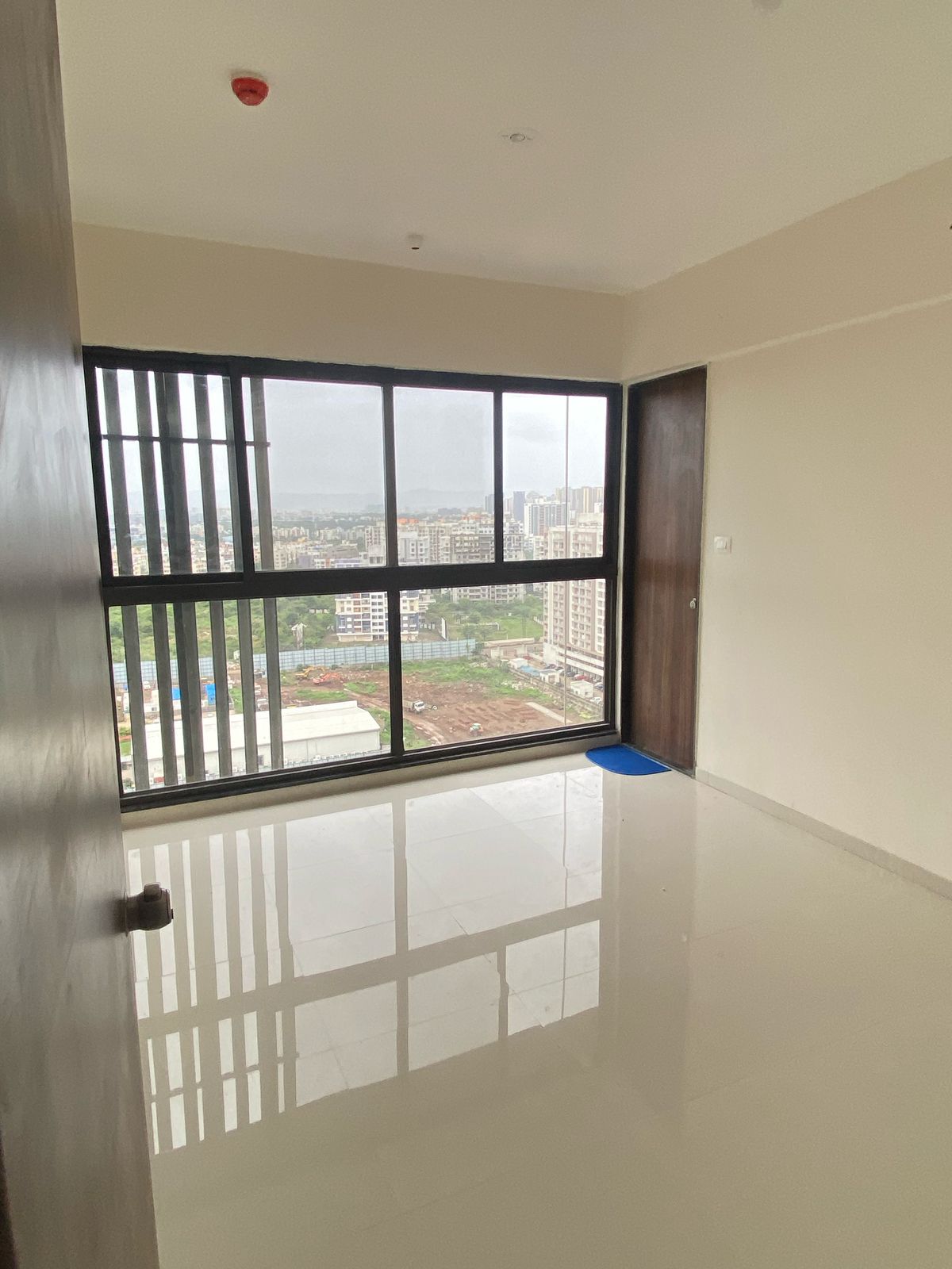 2 BHK + Pooja Room Apartment For Rent in Majestique Towers